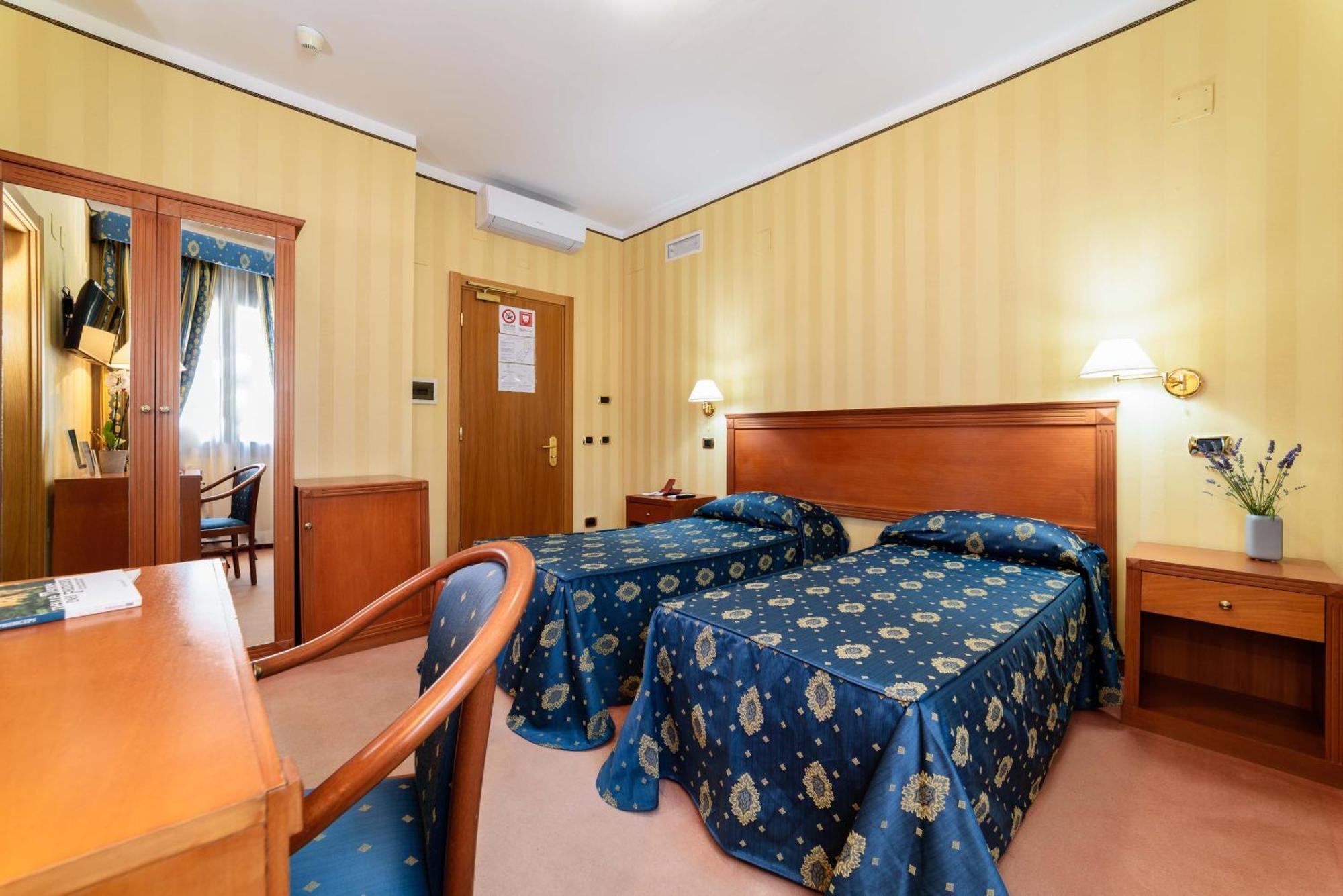 Hotel Hermitage Polla Room photo